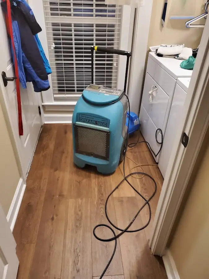Commercial dehumidifier deployed for Flood Damage Cleanup in Saratoga Springs